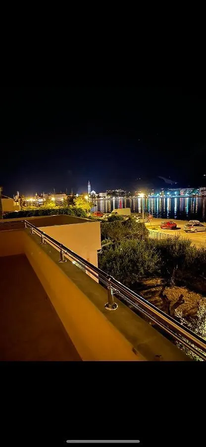 Apartments Kapetanovi Dvori Trogir Croatia