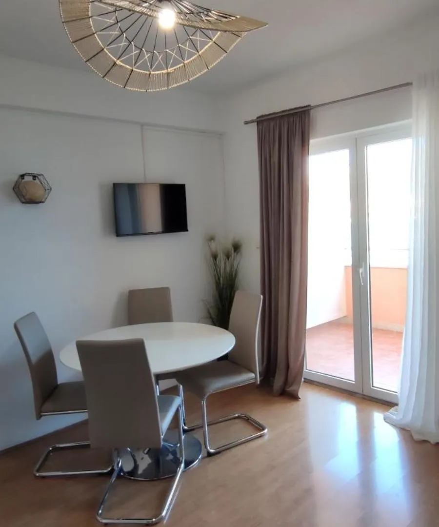 Apartments Kapetanovi Dvori Trogir