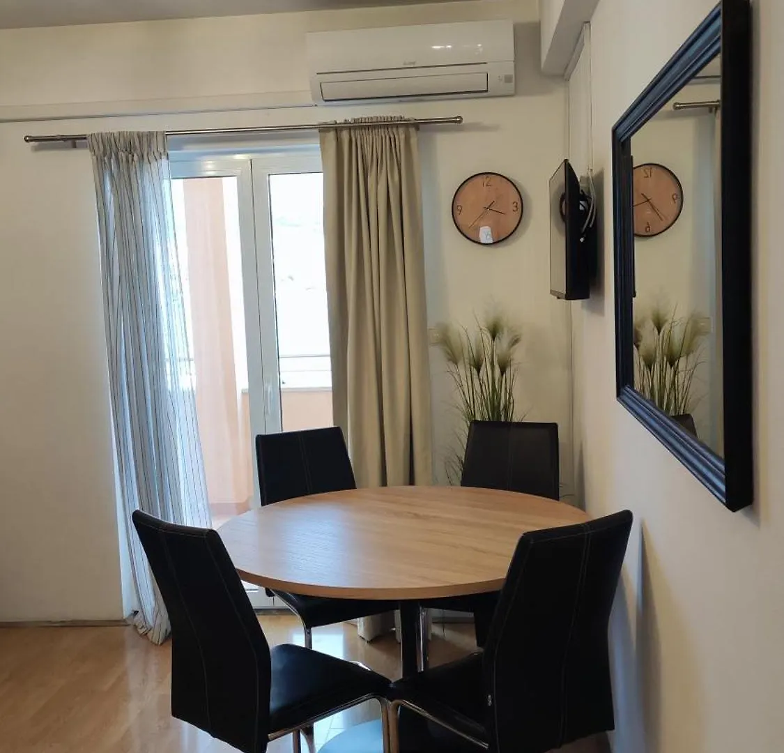 Apartments Kapetanovi Dvori Trogir