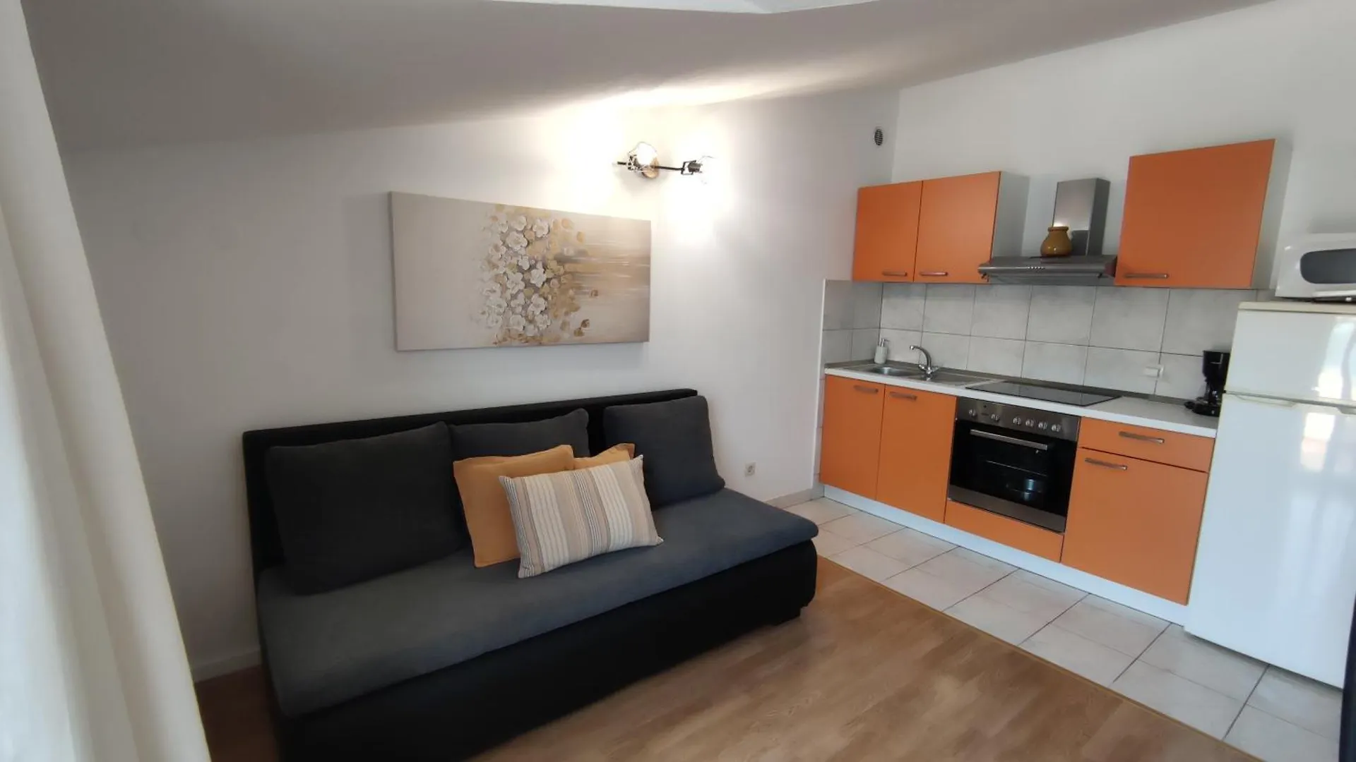Apartments Kapetanovi Dvori Trogir