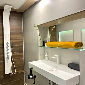 small-home-budapest.inbudapesthotels.com/